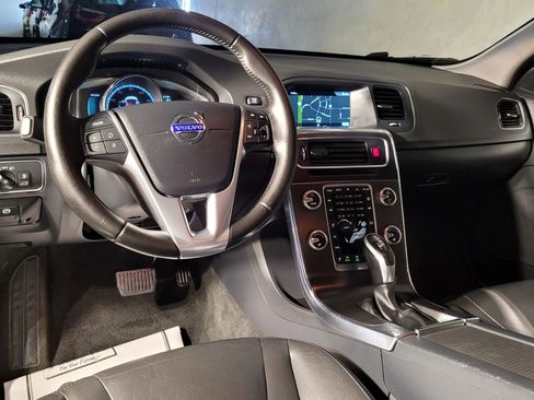 Used 2016 Volvo S60 T5 Premier image 23