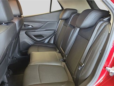 Used 2022 Buick Encore Preferred w/ Safety Package image 15