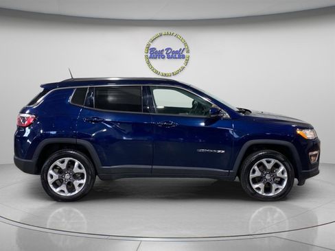 Used 2019 Jeep Compass Limited AWD/4WD image 6