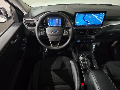 New 2026 Ford Escape SE image 19