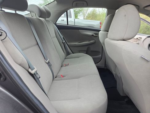 Used 2013 Toyota Corolla L image 14