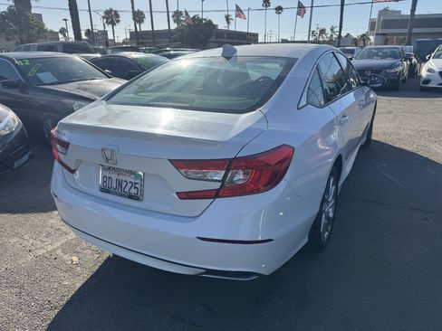Used 2018 Honda Accord LX image 5