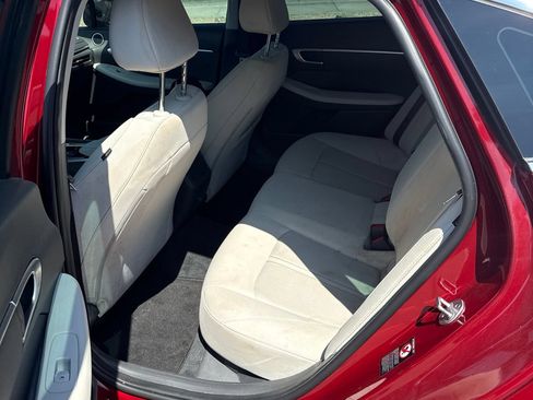 Used 2023 Hyundai Sonata SE FWD image 5