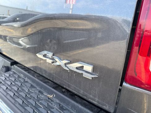 Used 2022 RAM 2500 Big Horn w/ Level A Equipment Group AWD/4WD image 11