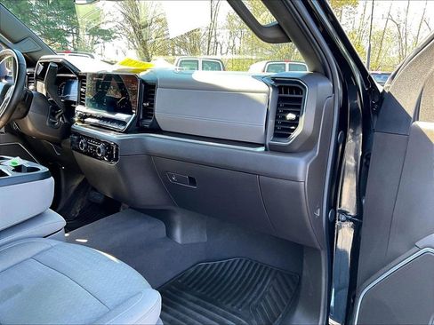 Used 2025 Chevrolet Silverado 2500 LT w/ Convenience Package AWD/4WD image 13