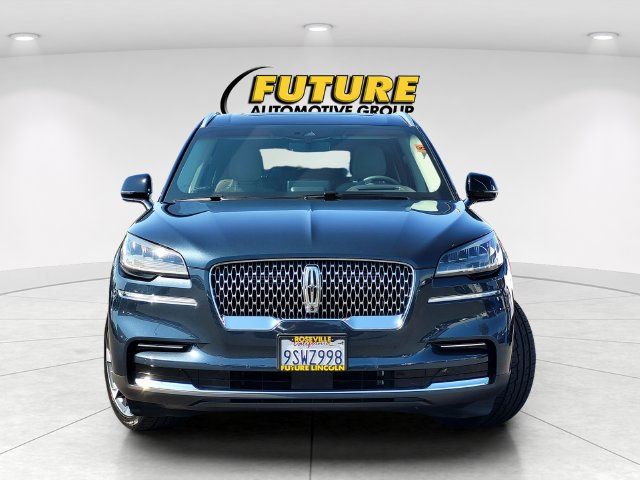 Certified 2023 Lincoln Aviator Reserve w/ Equipment Group 201A AWD/4WD image 2