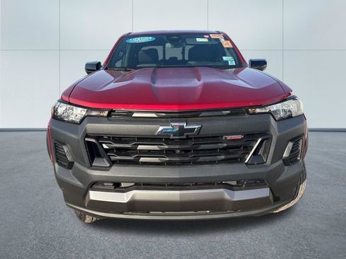 Used 2024 Chevrolet Colorado Trail Boss w/ Technology Package AWD/4WD image 6