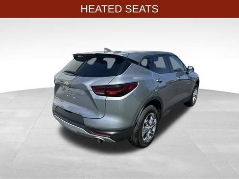 Used 2025 Chevrolet Blazer LT FWD image 7