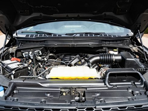 Used 2023 Ford F150 Platinum w/ FX4 Off-Road Package image 48