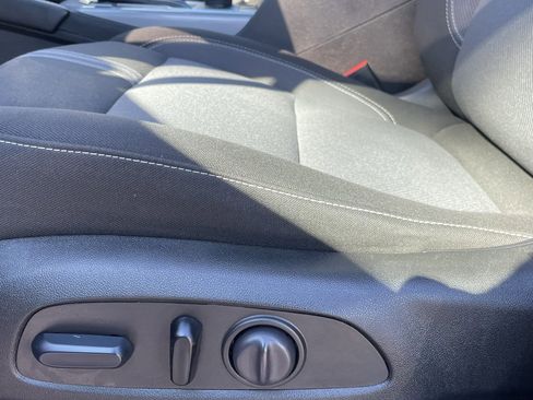 Used 2024 Chevrolet Blazer LT image 22