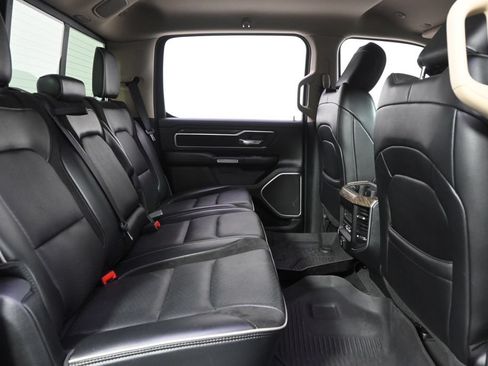 Used 2020 RAM 1500 Laramie AWD/4WD image 18