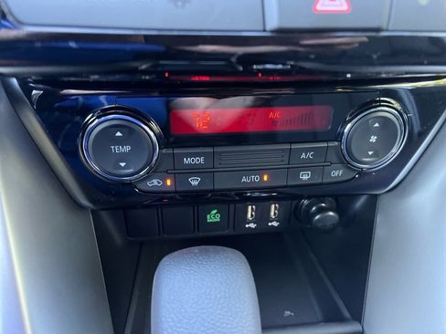 New 2024 Mitsubishi Eclipse Cross LE image 29