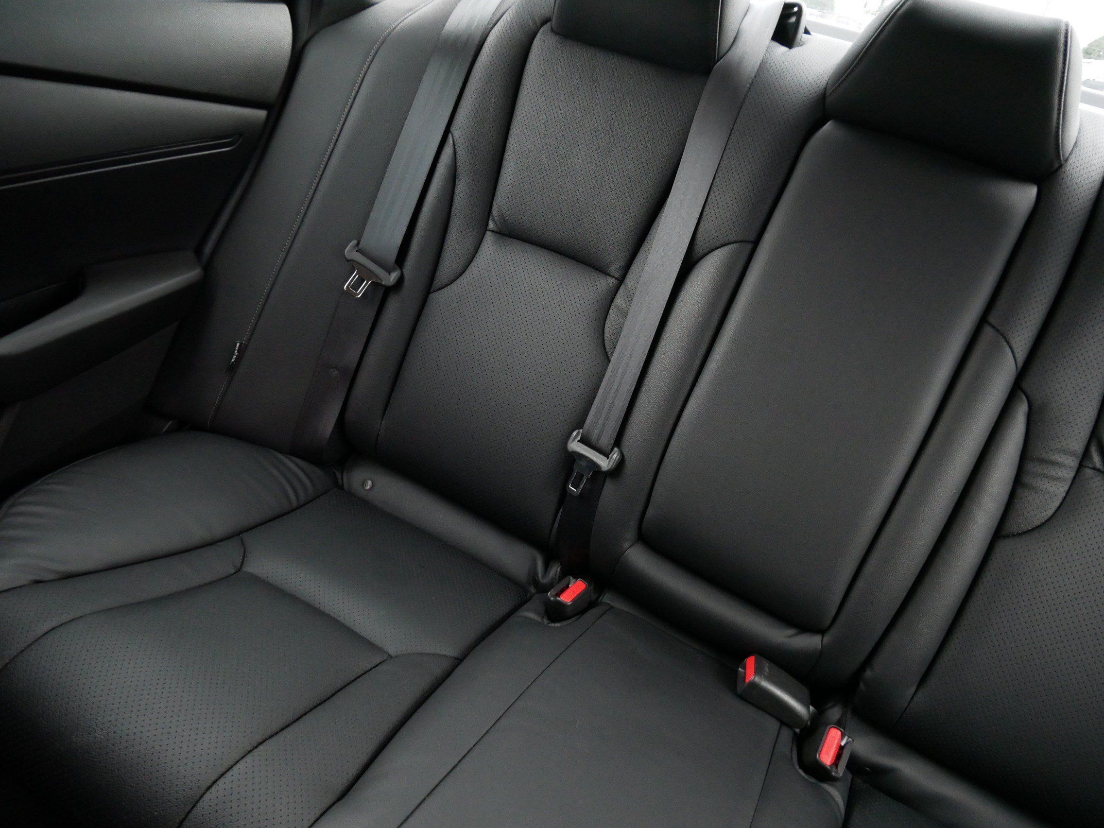 Used 2024 Honda Accord EX image 12