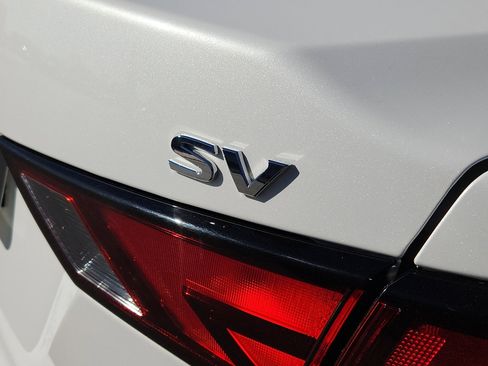 Used 2024 Nissan Sentra SV image 10