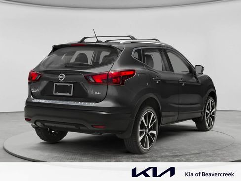 Used 2017 Nissan Rogue Sport SL w/ SL Premium Package AWD/4WD image 2