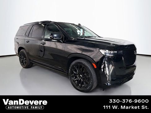 Used 2024 Cadillac Escalade Sport Platinum w/ LPO, ONYX Package image 1