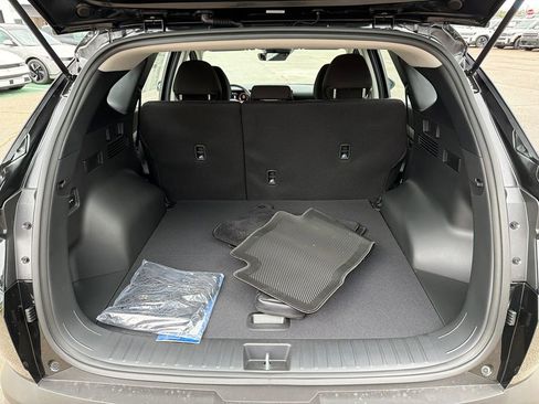 New 2026 Hyundai Tucson Blue SE image 18