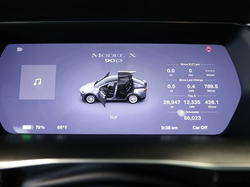 Used 2016 Tesla Model X 90D AWD/4WD image 28