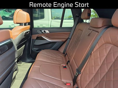 Used 2025 BMW X5 xDrive40i w/ Climate Comfort Package AWD/4WD image 11