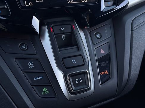Used 2025 Honda Odyssey Sport-L image 19