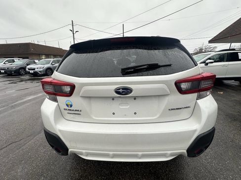 Used 2023 Subaru Crosstrek 2.0i image 5