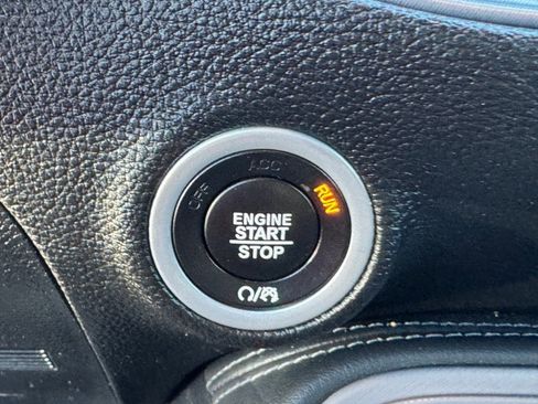 Used 2023 Dodge Challenger SXT w/ Blacktop Package image 33