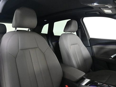 Used 2025 Audi Q5 Premium Plus w/ Premium Plus image 16