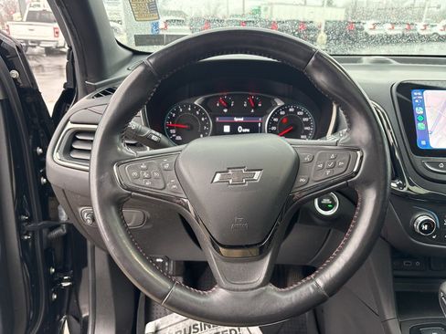 Used 2022 Chevrolet Equinox RS w/ Infotainment Package image 23