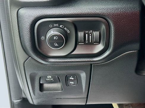 Used 2019 RAM 1500 Big Horn image 10