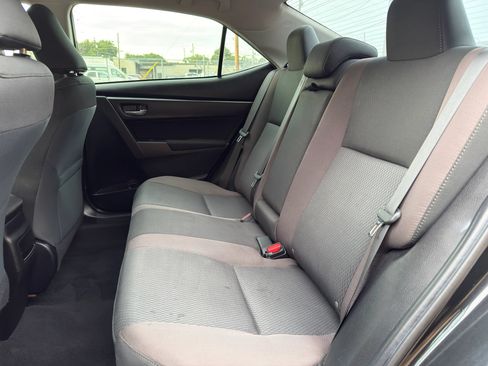 Used 2019 Toyota Corolla LE FWD image 17