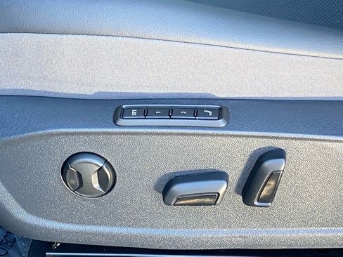 Used 2023 Volkswagen ID.4 Pro S image 13