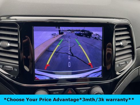 Used 2019 Jeep Grand Cherokee Limited image 73