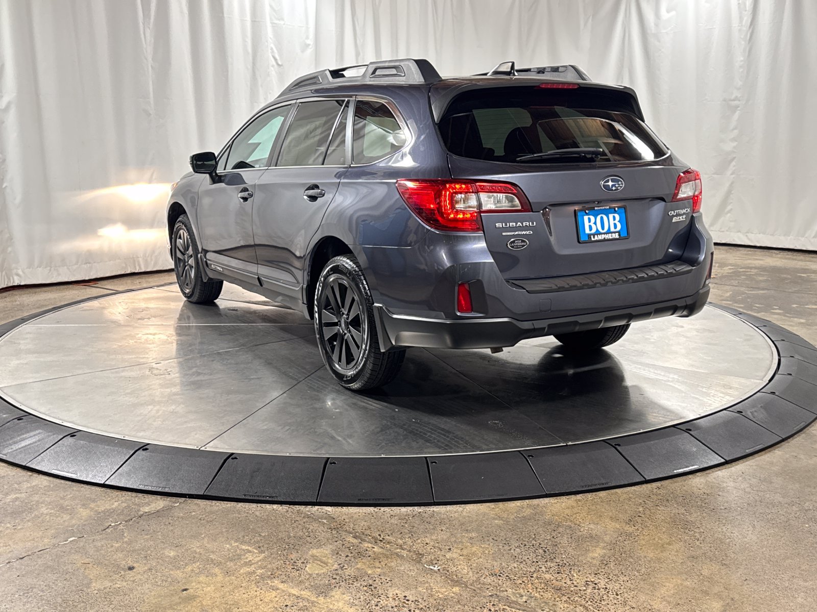 Used 2016 Subaru Outback 2.5i Premium AWD/4WD image 6