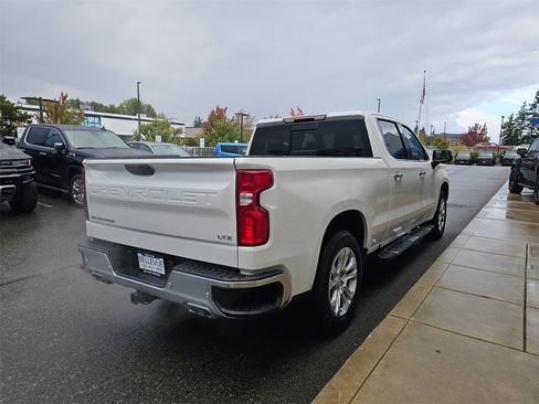 Used 2022 Chevrolet Silverado 1500 LTZ image 7
