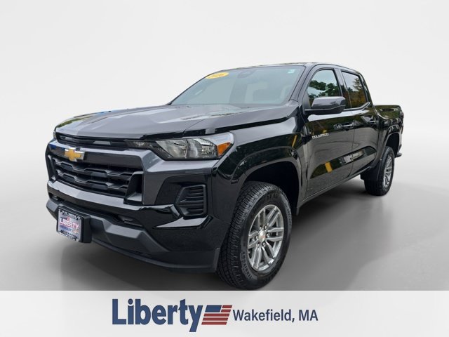 Used 2026 Chevrolet Colorado LT w/ Advanced Trailering Package AWD/4WD image 3