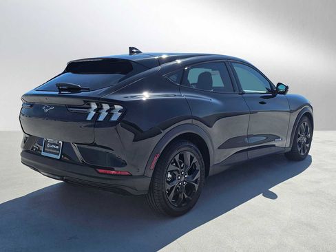 Used 2024 Ford Mustang Mach-E Select w/ Comfort Package Lite AWD/4WD image 3