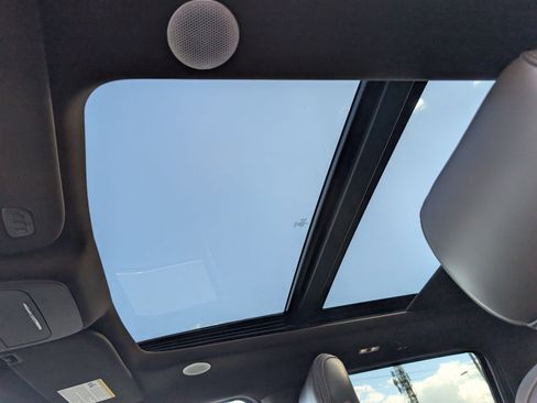 Used 2024 Ford F150 King Ranch w/ FX4 Off-Road Package image 16