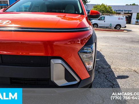 Used 2024 Hyundai Kona SEL image 18