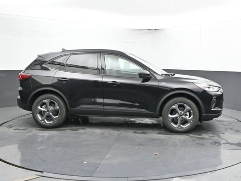 New 2026 Ford Escape ST-Line w/ Tech Pack #1 AWD/4WD image 3