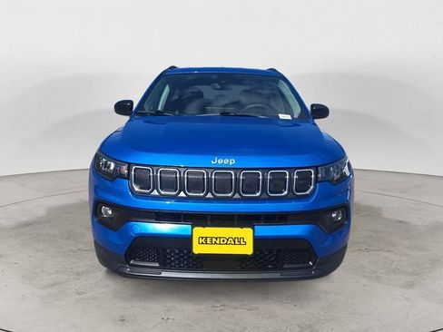 Used 2022 Jeep Compass Latitude AWD/4WD image 8