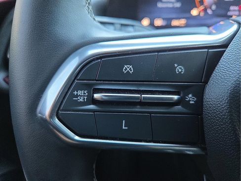 Used 2024 Chevrolet Traverse Z71 image 17