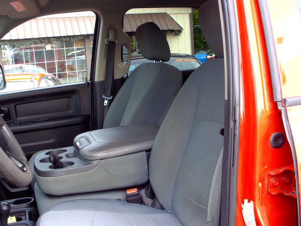 Used 2018 RAM 2500 Tradesman w/ Chrome Appearance Group AWD/4WD image 7