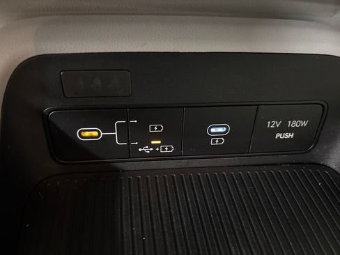 Certified 2024 Hyundai Kona SEL AWD/4WD image 21