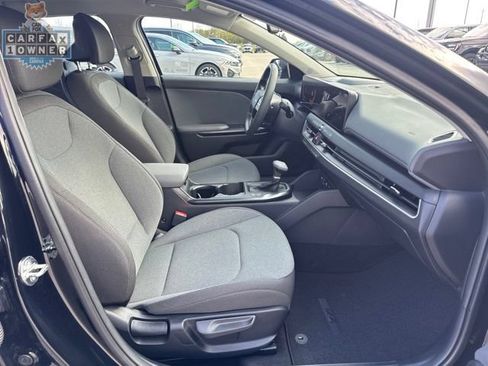 Used 2025 Kia K4 FWD image 15