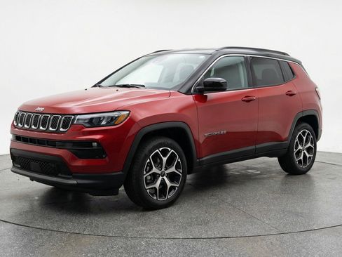 Used 2025 Jeep Compass Limited image 2