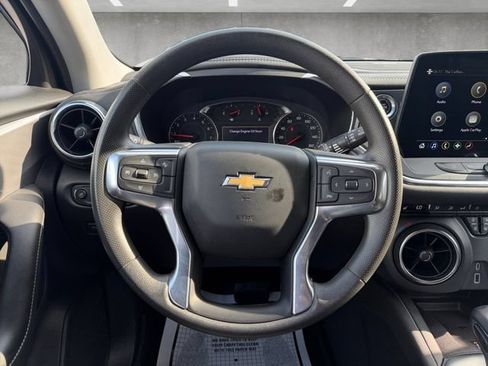 Used 2024 Chevrolet Blazer LT w/ Convenience Package FWD image 21