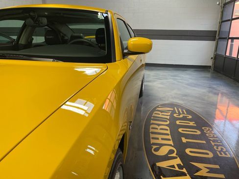 Used 2007 Dodge Charger SRT8 w/ SRT Option Group III image 3