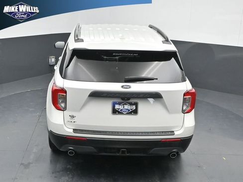 Used 2021 Ford Explorer XLT w/ Equipment Group 202A image 14