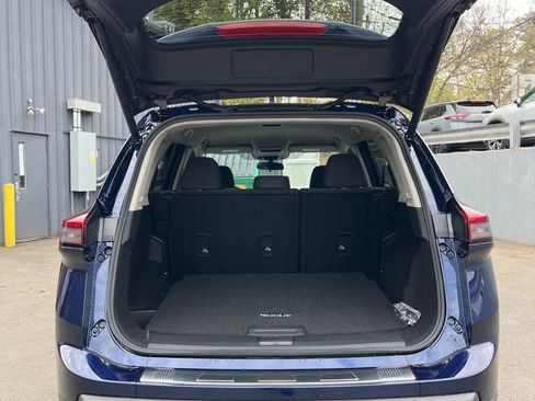 New 2026 Nissan Rogue SV AWD/4WD image 36