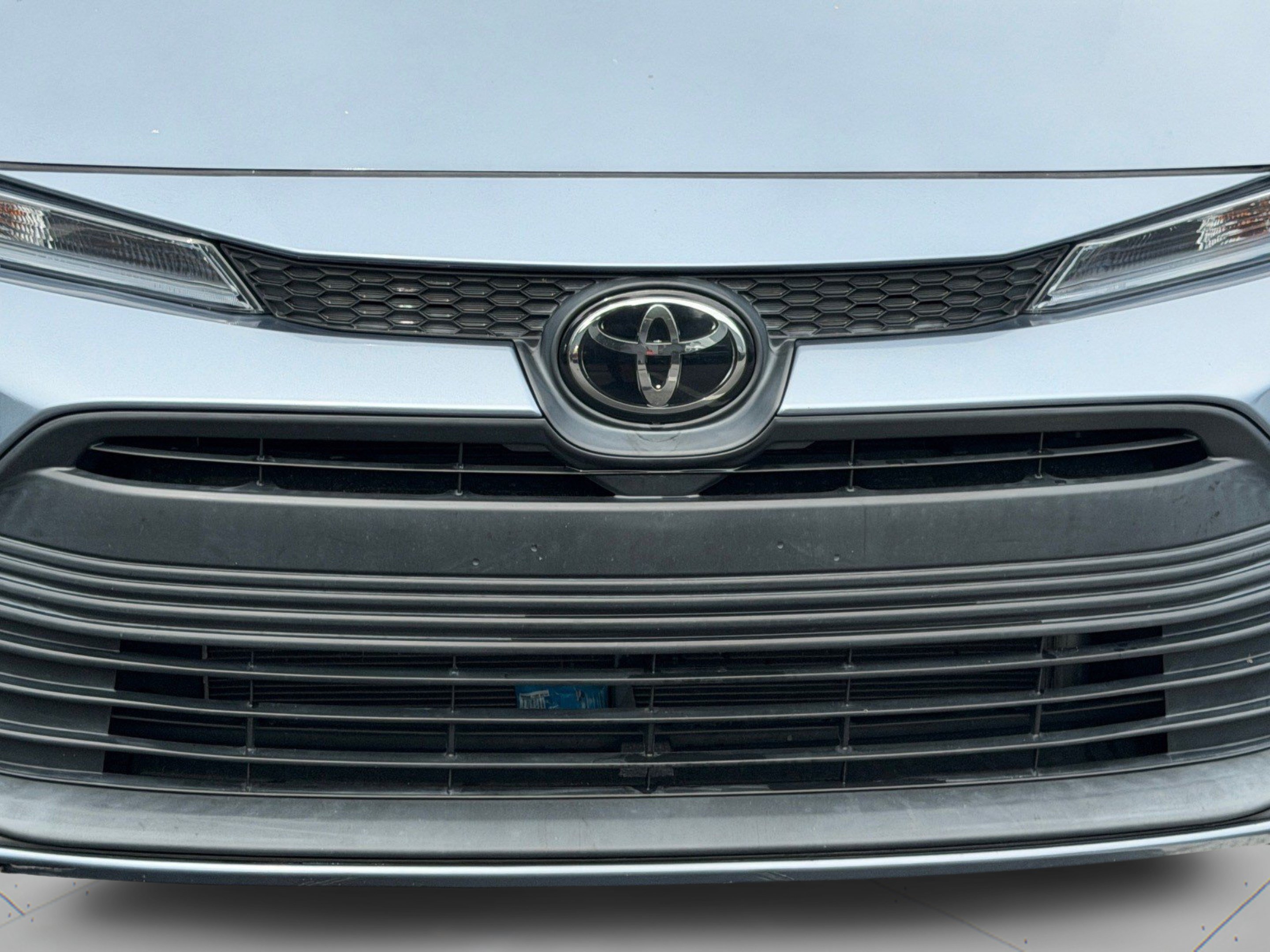Used 2024 Toyota Corolla LE FWD image 35